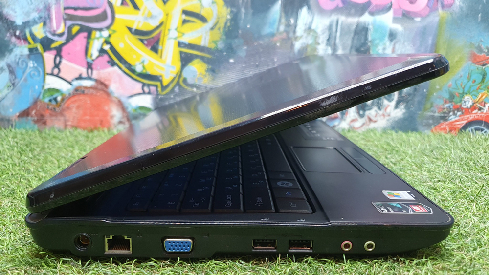 Ноутбук eMachines AMD/4Gb