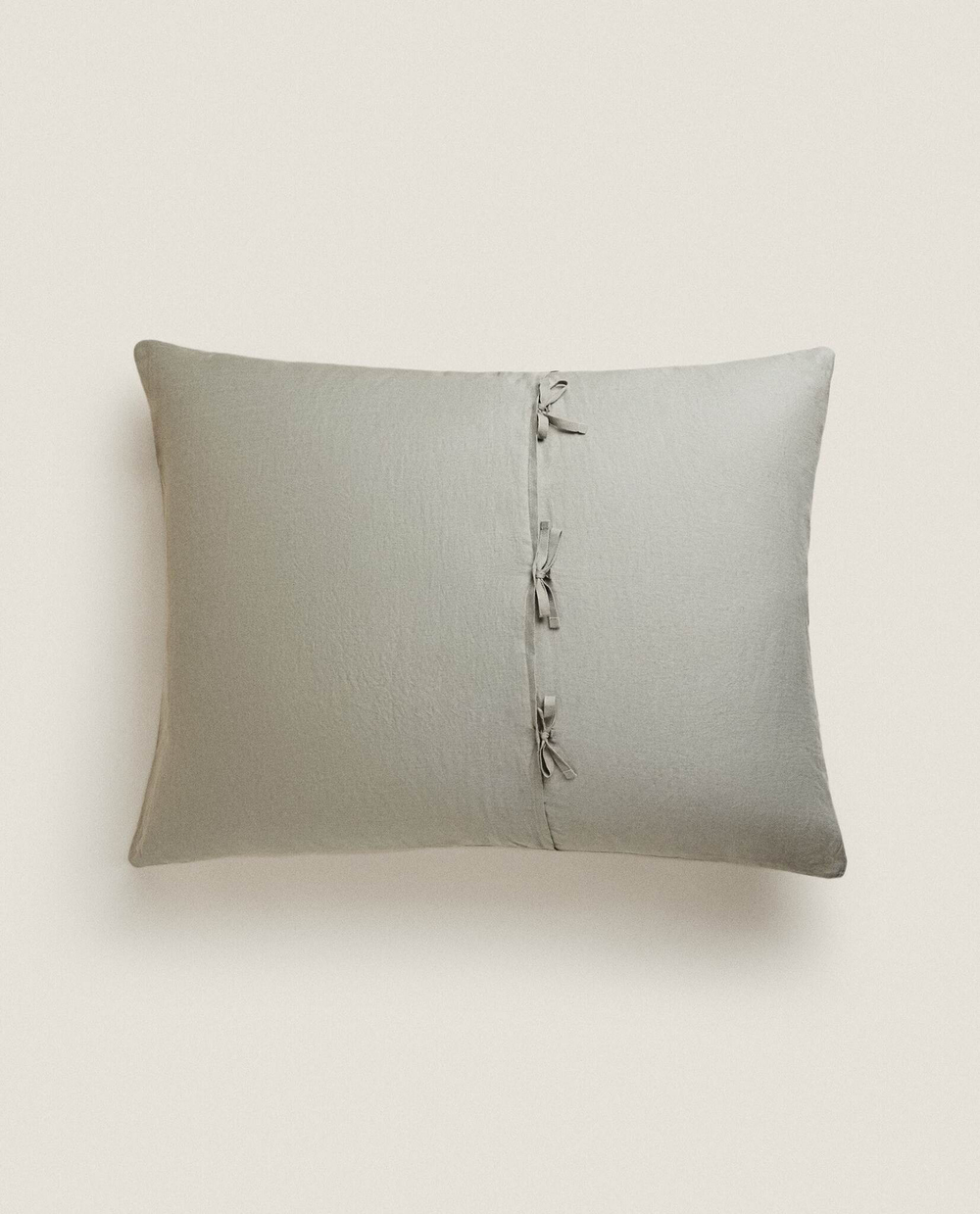 ZARA HOME ОДНОТОННЫЙ ЧЕХОЛ ДЛЯ ДЕКОРАТИВНОЙ ПОДУШКИ, СВЕТЛО-СЕРЫЙ