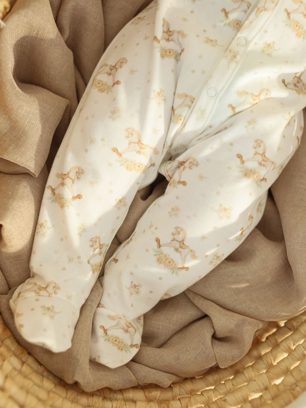 Комбинезон на кнопках "Лошадки с цветочками"