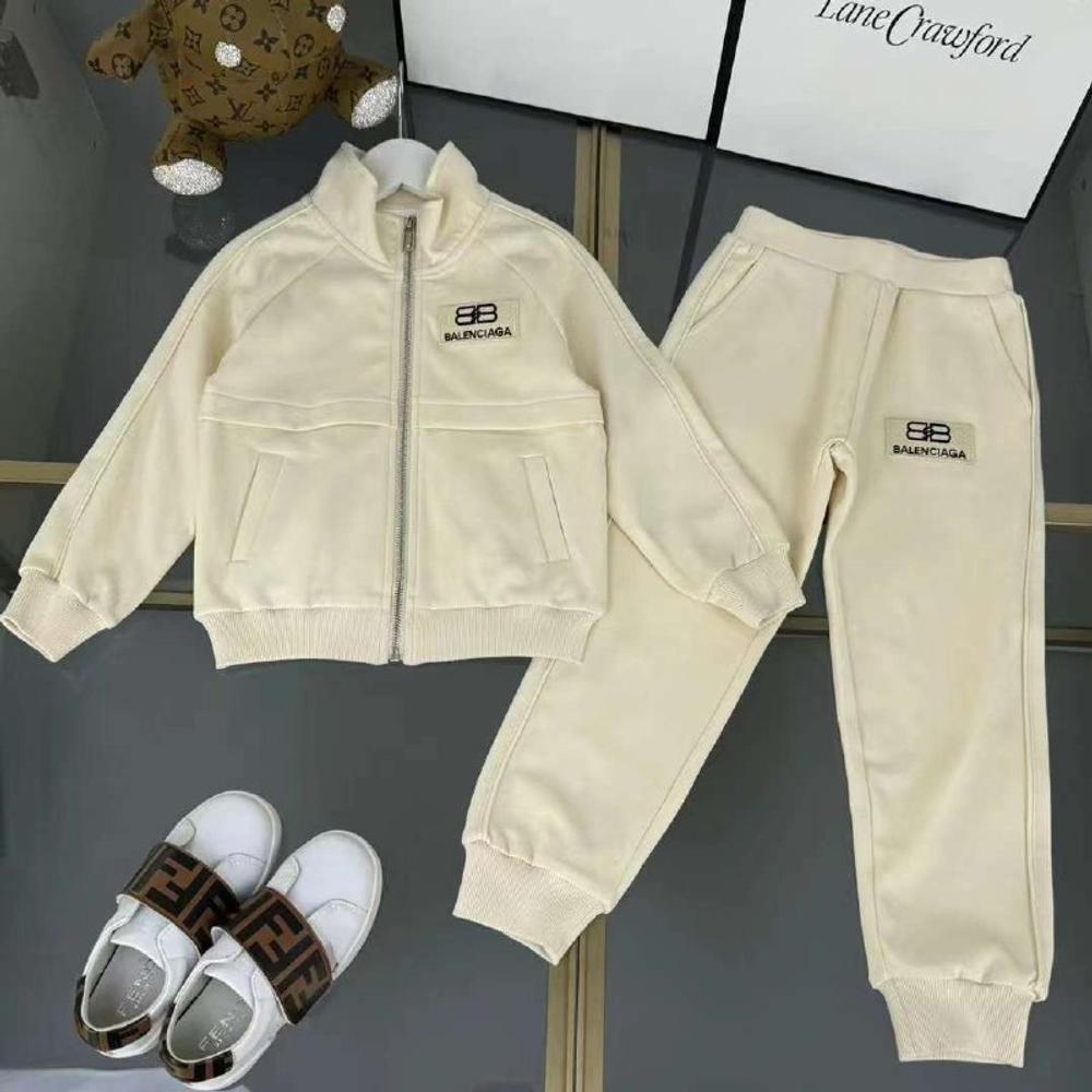 Детский костюм Balenciaga
