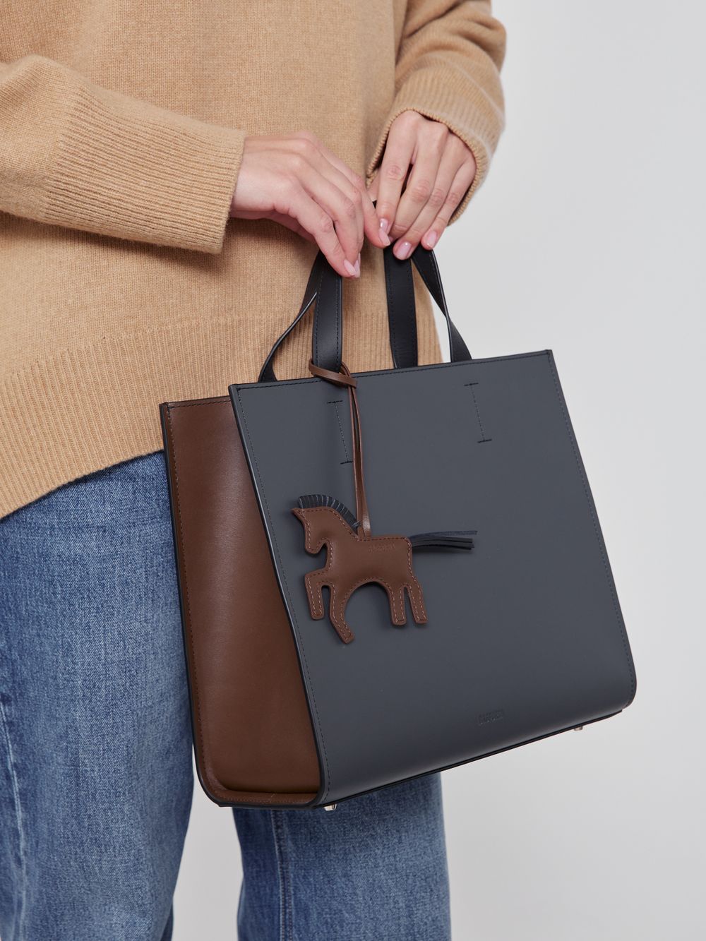 БРЕЛОК ЛОШАДКА D.BROWN|BLACK