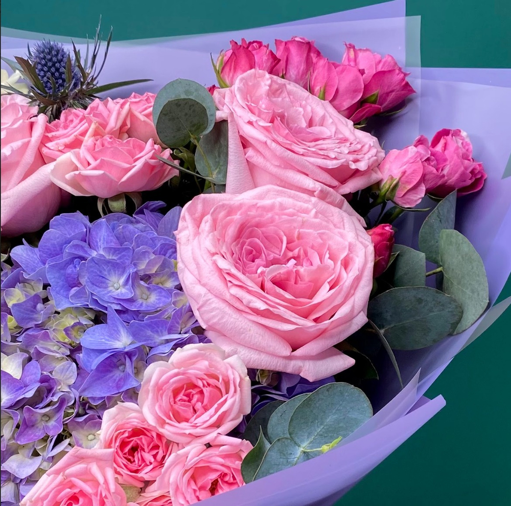 букет с пионовидными розами купить онлайн в Москве