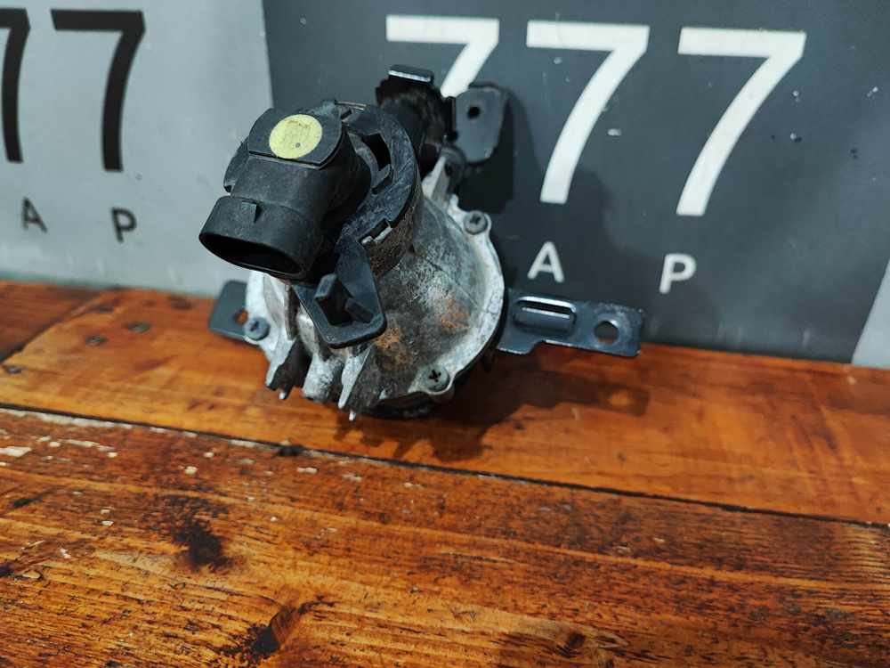 ПТФ передняя правая Kia Rio 4 (FB) 20-нв Б/У Оригинал 92202H0500