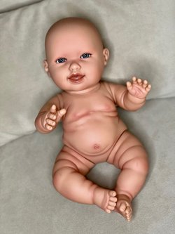 Кукла Berjuan виниловая 38см Andrea (3133)