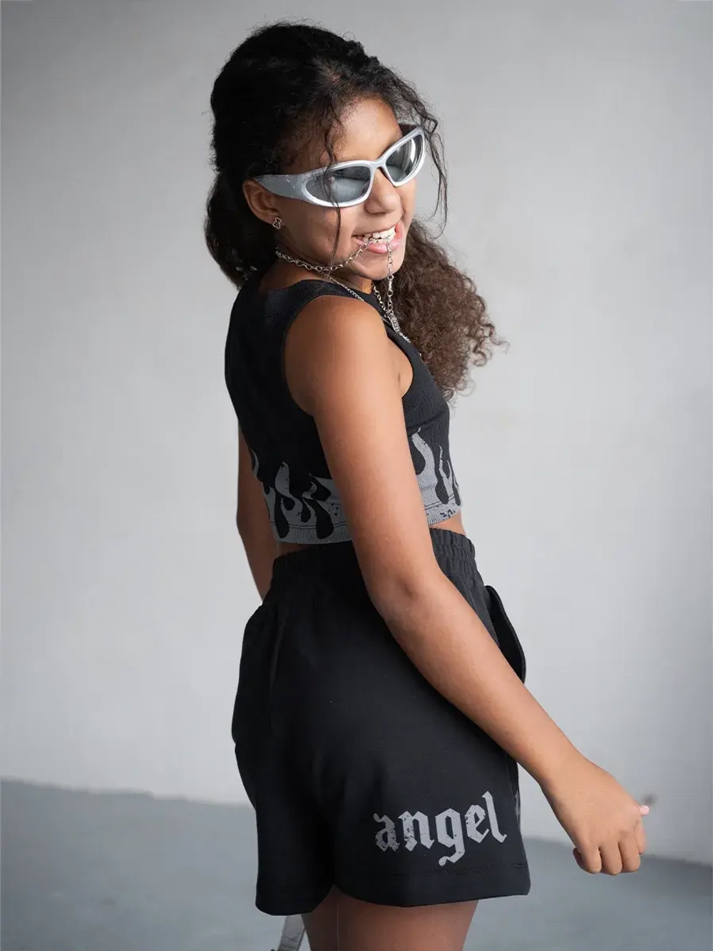 Спортивный костюм для девочки в сад топ и шорты