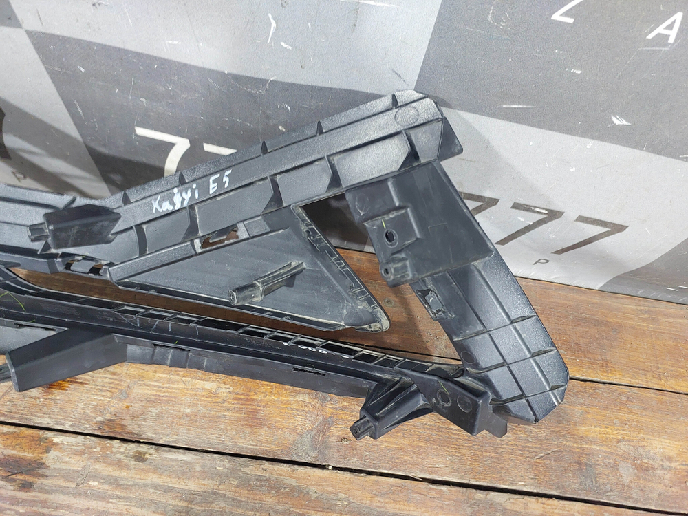 Накладка ПТФ левая Kaiyi E5 21-нв Б/У Оригинал 602001639AA