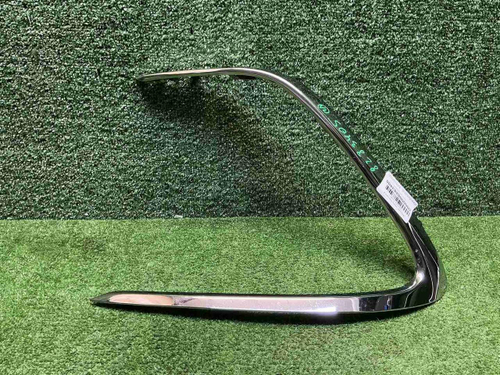 Накладка переднего бампера Toyota Camry xv70 20-24