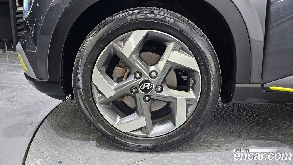 Hyundai Venue 1.6 Fluxe (09.2019)