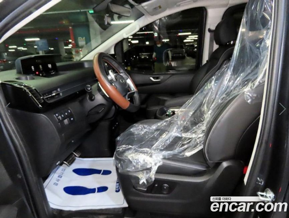 Hyundai Staria 라운지 9-и местный (11.2021)