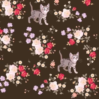 Любопытные котята и розы