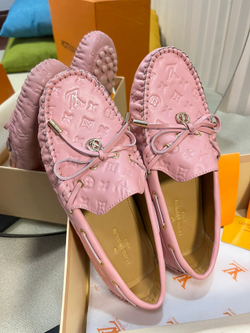 Louis Vuitton Mocassin