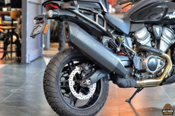 Мотоцикл Harley-Davidson Pan America 1250 Vivid Black 2022