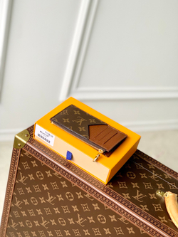 Louis Vuitton Coin Card Holder