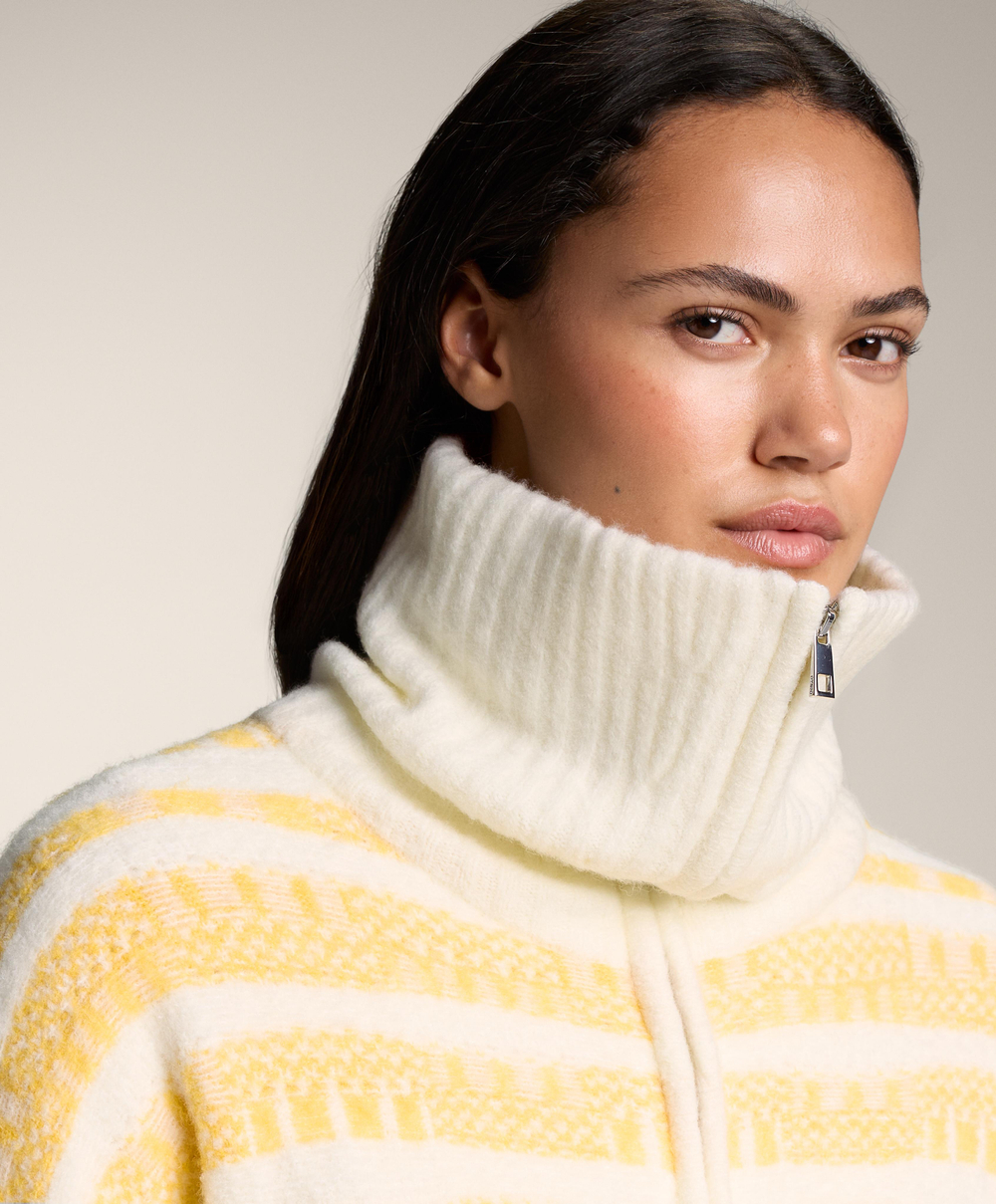 Oysho Вязаный жакет в полоску с жаккардовым узором, желтый