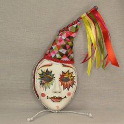 Интерьерная маска Колпак с флагом