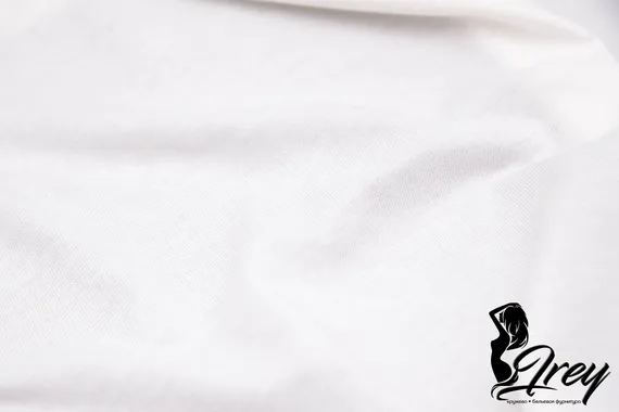 Ластовица, 30*30 см, айвори 004