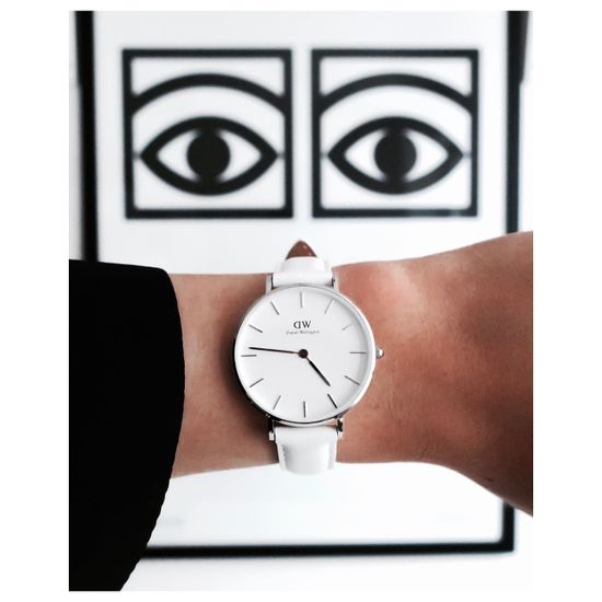 Женские часы Daniel Wellington Petite Bondi 32 мм DW00100190