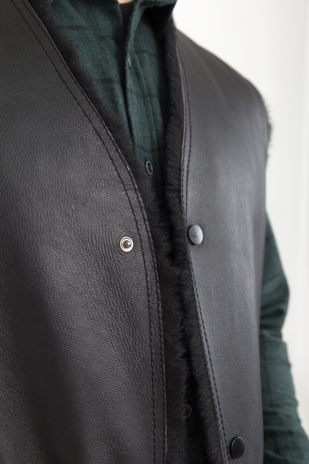 мужской жилет из овчины