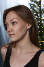 Серьги пусеты серебряная абстракция с золотыми колечками