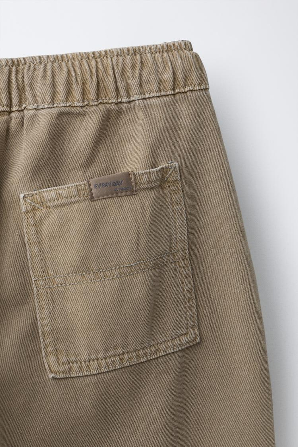 ZARA БРЮКИ СВОБОДНОГО КРОЯ С КАРМАНАМИ, КОРИЧНЕВЫЙ