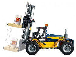 LEGO Technic: Сверхмощный вилочный погрузчик 42079 — Heavy Duty Forklift — Лего Техник