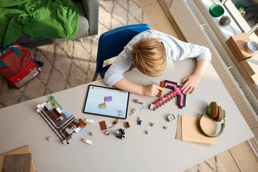 Конструктор LEGO Minecraft 21277 Шахта с киркой