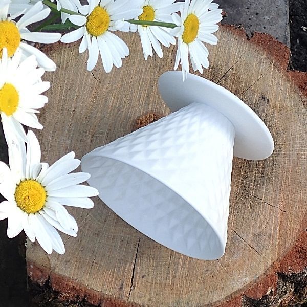 Воронка-дриппер для кофе YAMI Diamond Coffee Dripper V02, белая, на 2-4 чашки