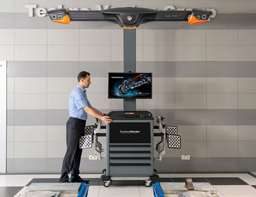 Техно Вектор (P 7204 TAM) стенд сход-развал 3D 7 PRO