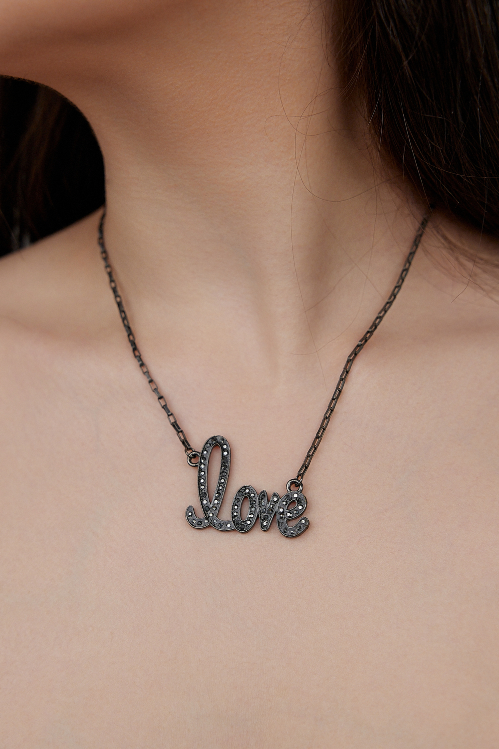 Колье Love, цвет графит, Италия