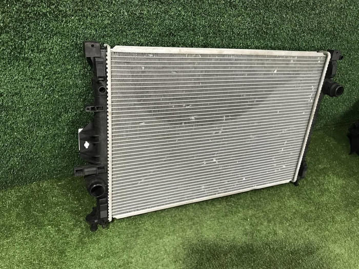 Радиатор охлаждения Volvo S60 2 (2010-2018)
