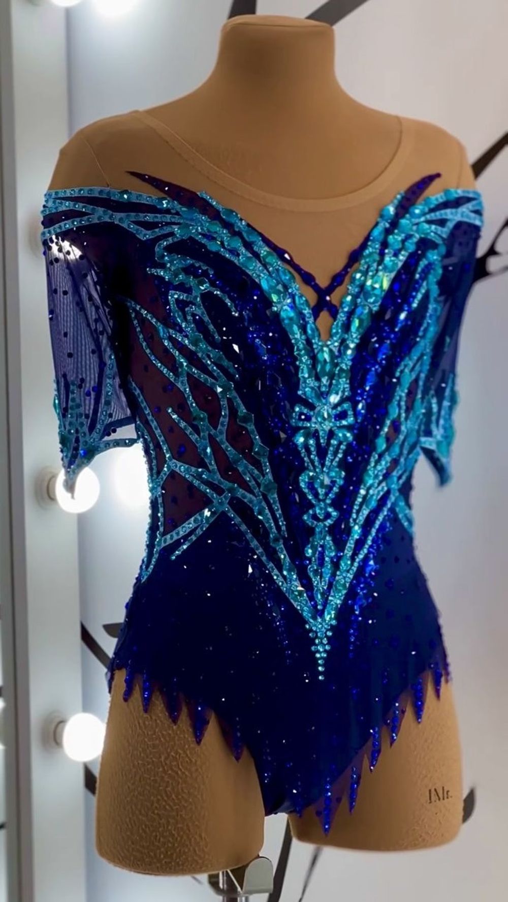 Купальник для художественной гимнастики