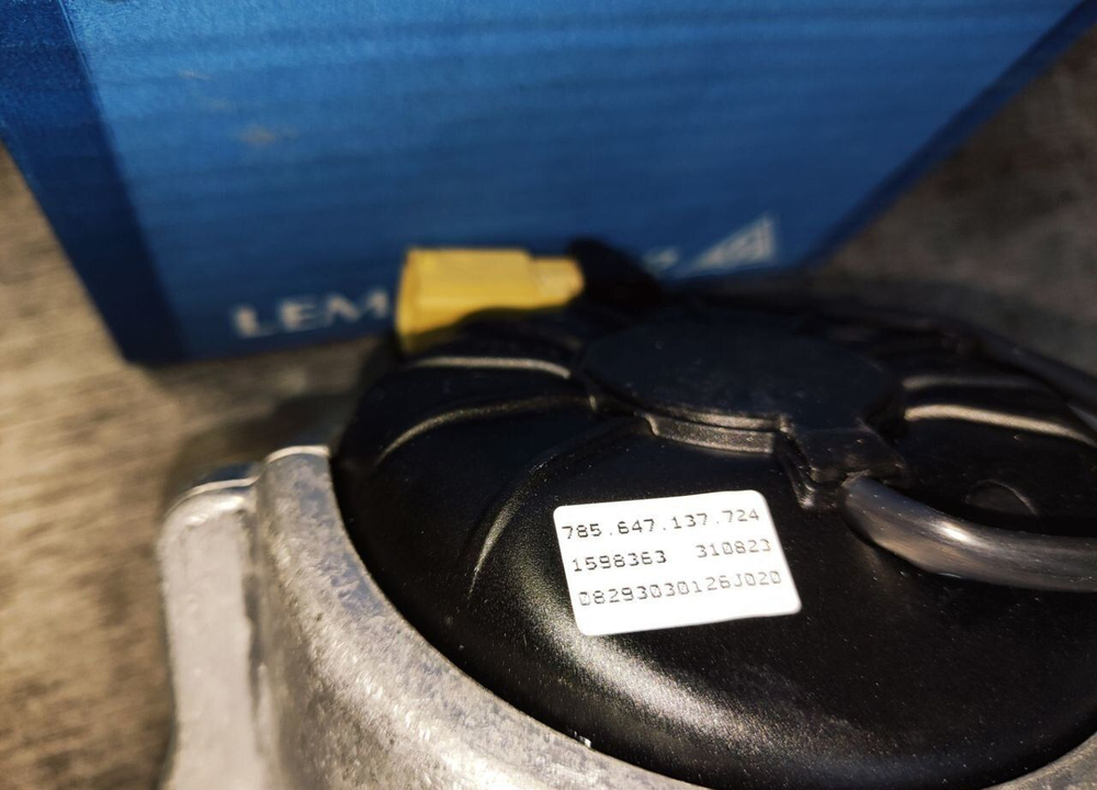 Опора двигателя левая LMI audi A5 C7 A4 B8