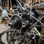 Переднее колесо Shimano SLX M7000 26" 100хQR