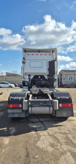 Foton AUMAN 4x2 Седельный тягач BJ4189SLFKA (Дизельный, 11,8 л, 470 л.с. АТ)