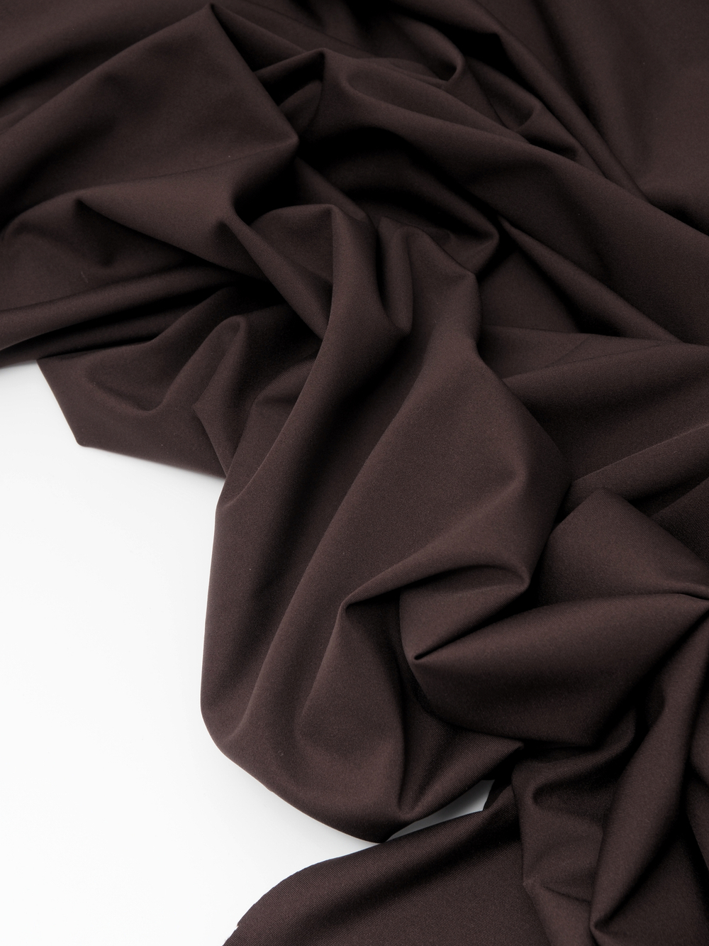 Микрофибра бельевая матовая эластичная с пич-эффектом горький шоколад