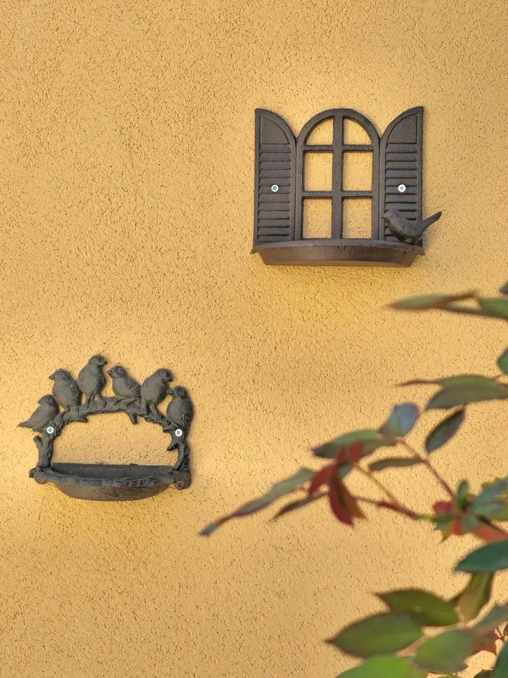 Кормушка для птиц уличная