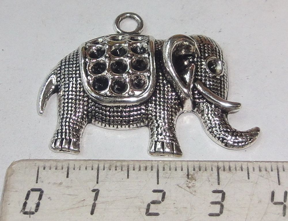 Привеска слон с попоной (цвет серебро)