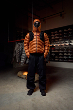 Куртка Nothomme Blue Ultra-Lightweight Water-Repellent Baffled Down Jacket "Orange To Their Cart"