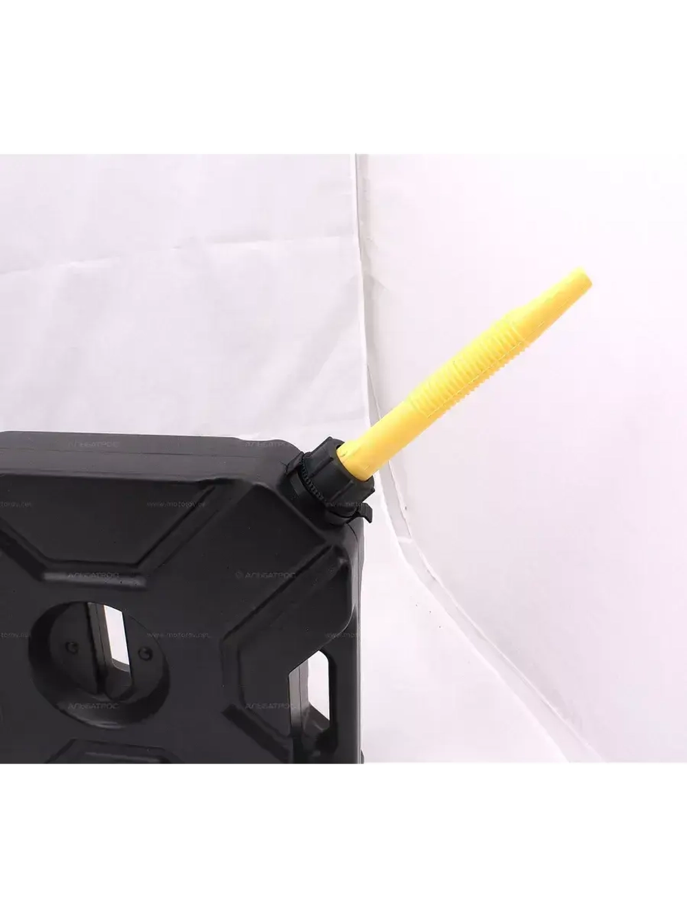 Канистра 20л. армированный полиэтилен, черная