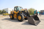 Колесный погрузчик WL856H