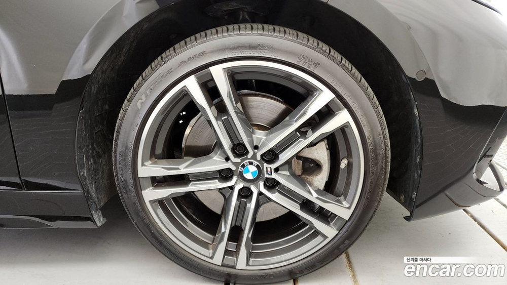BMW 1 Series (F40) 120i M Sports (01.2022)