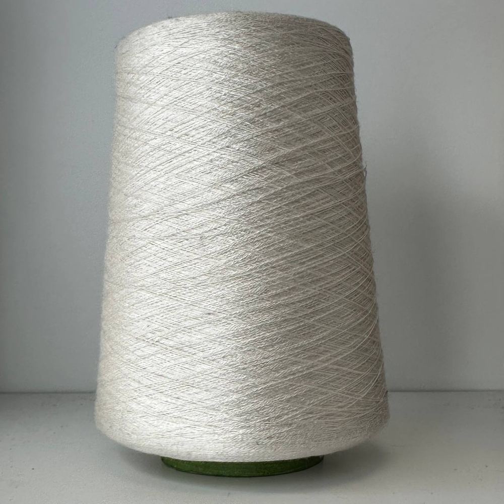 EXODUS - Loro Piana; 100% шелк; 2500м/100гр; col. Bianco Ossigenato, цвет: белый дымчатый