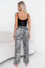 Костюм брючный для дома (черно/белый) К11-83/4 Nikol