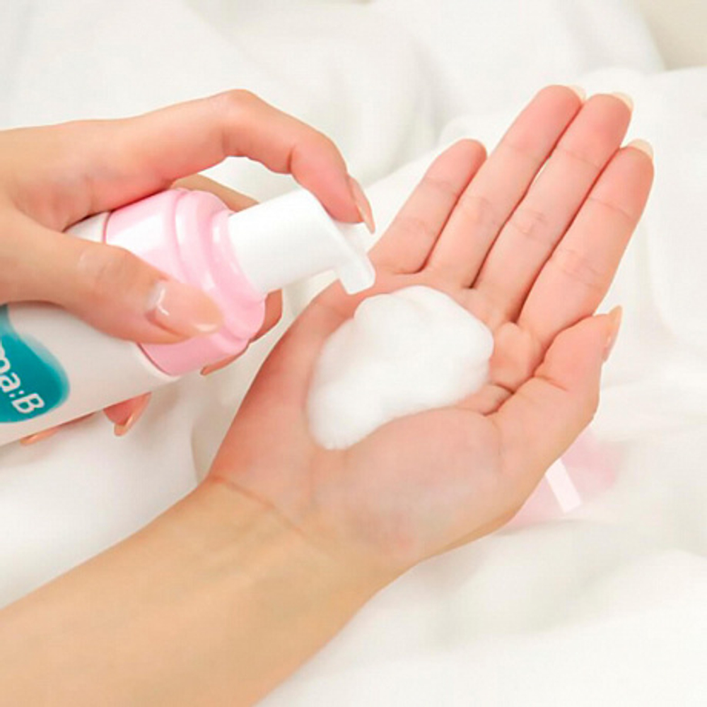 Derma:B Mild Feminine Foaming Wash, 200ml - Слабокислотная очищающая пенка для интимной гигиены