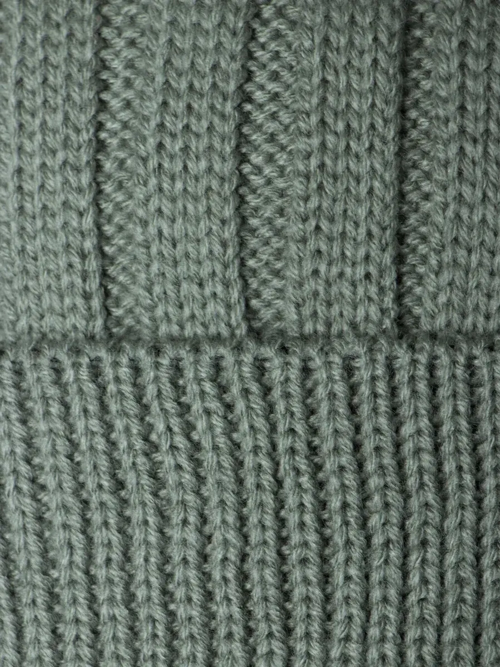 Шапка детская на завязках на осень