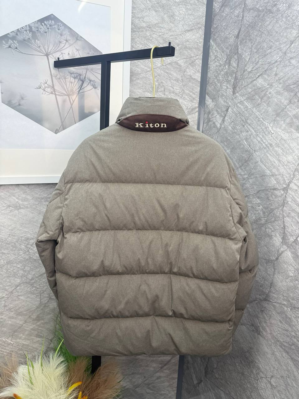 Пуховик Kiton