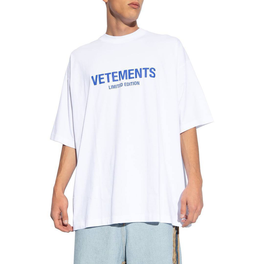 Футболка Vetements