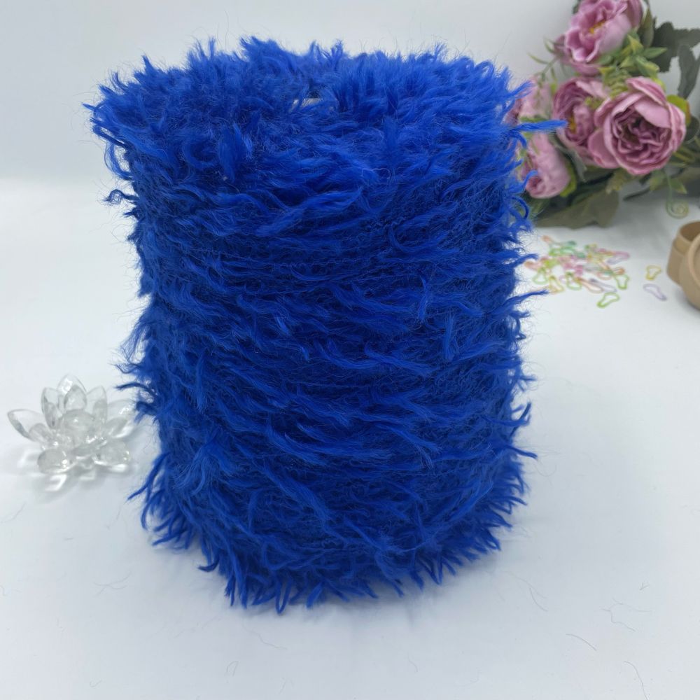 LINEAPIU ITALIA S.P.A. 69% мохер 8% меринос 23% полиамид