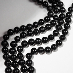 Шерл (черный турмалин) натуральный, бусины в форме шара, 12,1мм