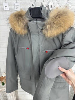 Пуховик Kiton